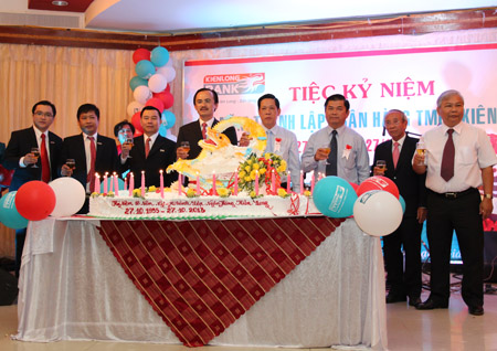Kỷ niệm 18 năm thành lập ngân hàng TMCP Kiên Long