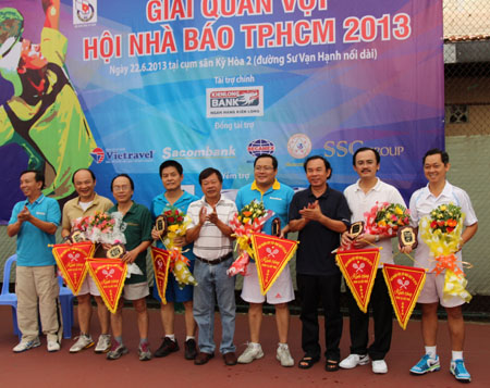 Nhiều bất ngờ từ Giải Quần vợt Hội Nhà báo TP.HCM 2013