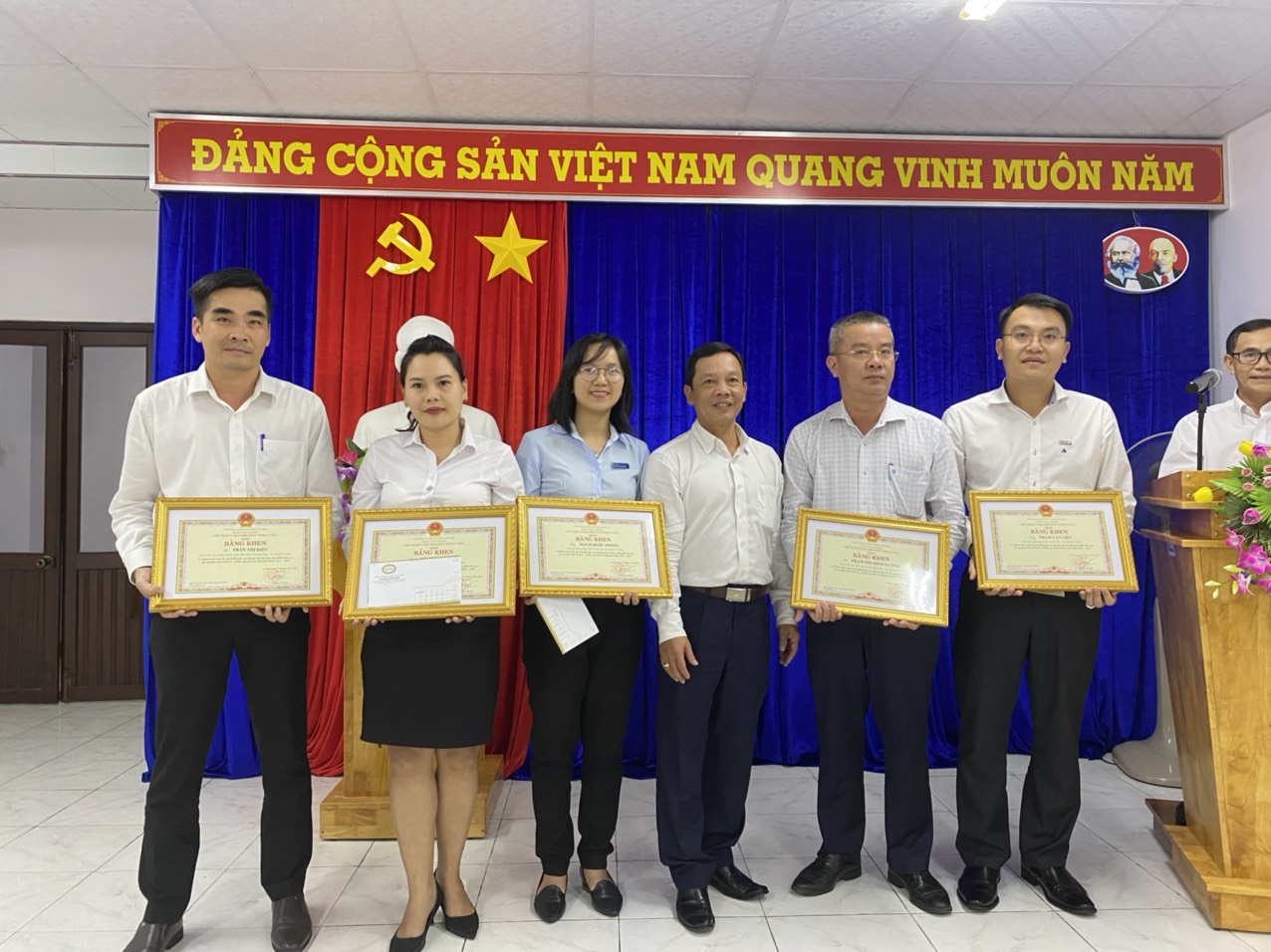Kienlongbank recognized by the peoples committee of ca mau province for excellent performance in the period 2015 - 2020