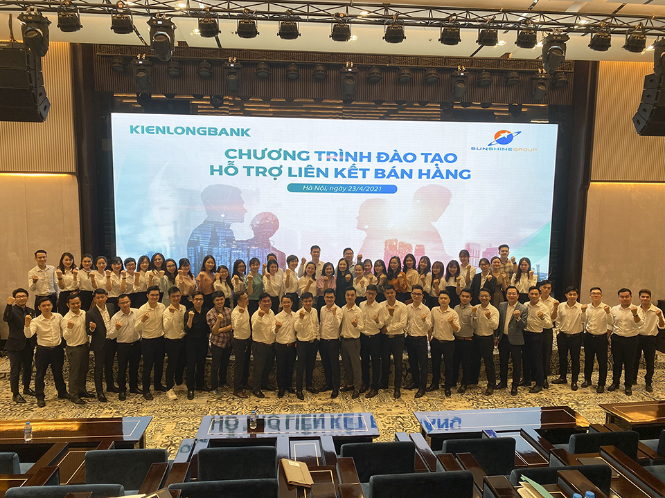 Kienlongbank - Sunshine Group: Tổ chức Chương trình đào tạo “Hỗ trợ liên kết bán hàng”