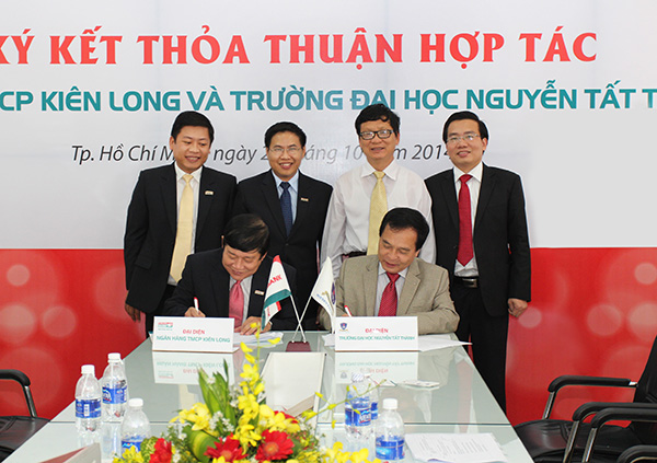 Kienlongbank ký kết thỏa thuận hợp tác cùng Trường Đại học Nguyễn Tất Thành