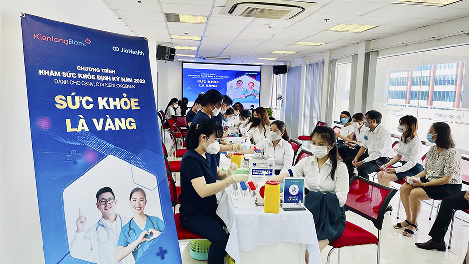 KienlongBank triển khai chính sách bảo hiểm sức khỏe, tri ân cán bộ nhân viên