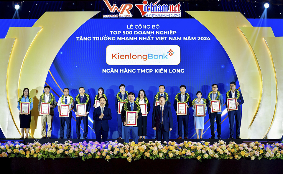 KienlongBank tiếp tục được vinh danh trong bảng xếp hạng doanh nghiệp có tốc độ tăng trưởng nhanh nhất