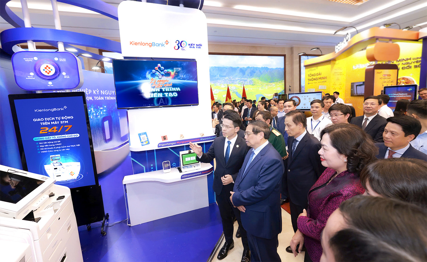 Cùng KienlongBank kiến tạo trải nghiệm số trong kỷ nguyên vươn mình️