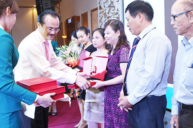Kienlongbank tưng bừng tổ chức Lễ kỷ niệm 20 năm Ngày thành lập tại Vũng Tàu, Long An, Vĩnh Long và Đồng Tháp.