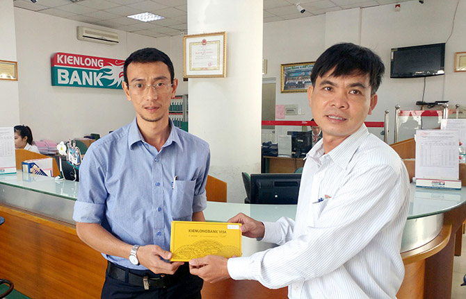 Trao thưởng “Kết nối Toyota V.League 2017 cùng Thẻ Kienlongbank Visa”