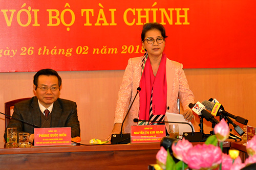 Chủ tịch Quốc hội Nguyễn Thị Kim Ngân làm việc với Bộ Tài chính