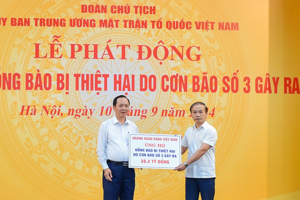 nganh-ngan-hang-chung-tay-khac-phuc-hau-qua-bao-so-3-3