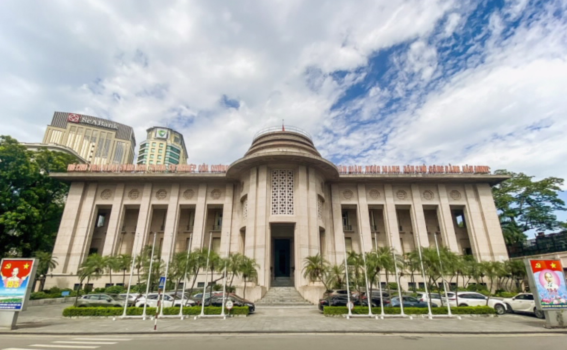 bao-dam-an-toan-hoat-dong-ngan-hang-dip-tet-nguyen-dan-binh-ngo-2026