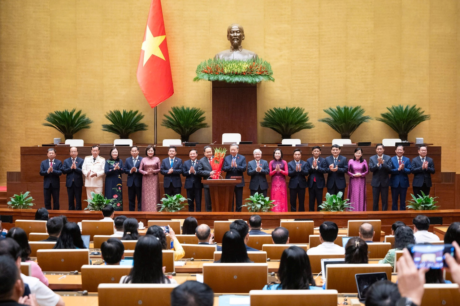 dong-chi-nguyen-thi-hong-duoc-bau-lam-pho-chu-tich-quoc-hoi-khoa-xvi dong-chi-nguyen-thi-hong-duoc-bau-lam-pho-chu-tich-quoc-hoi-khoa-xvi