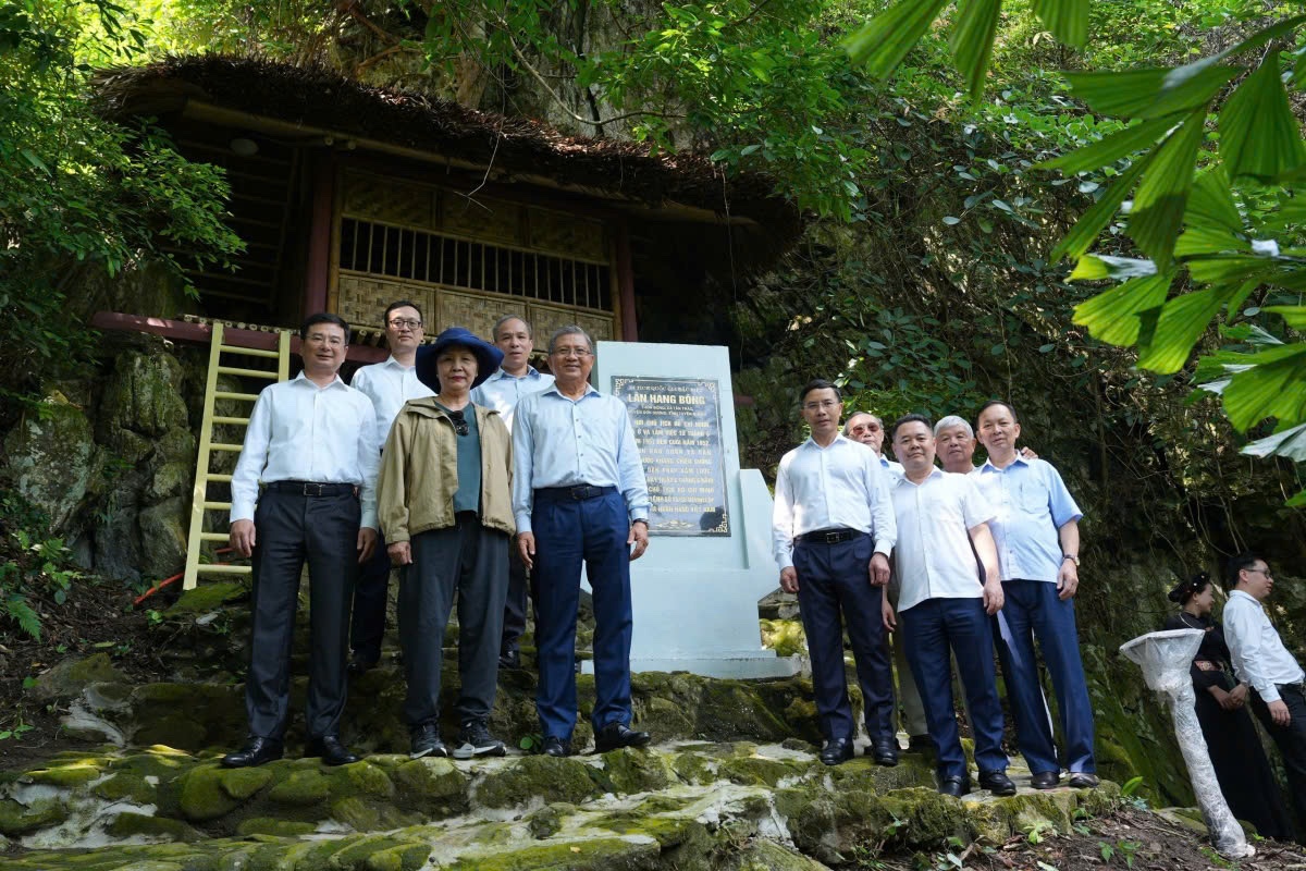 huong-ve-coi-nguon-nganh-ngan-hang