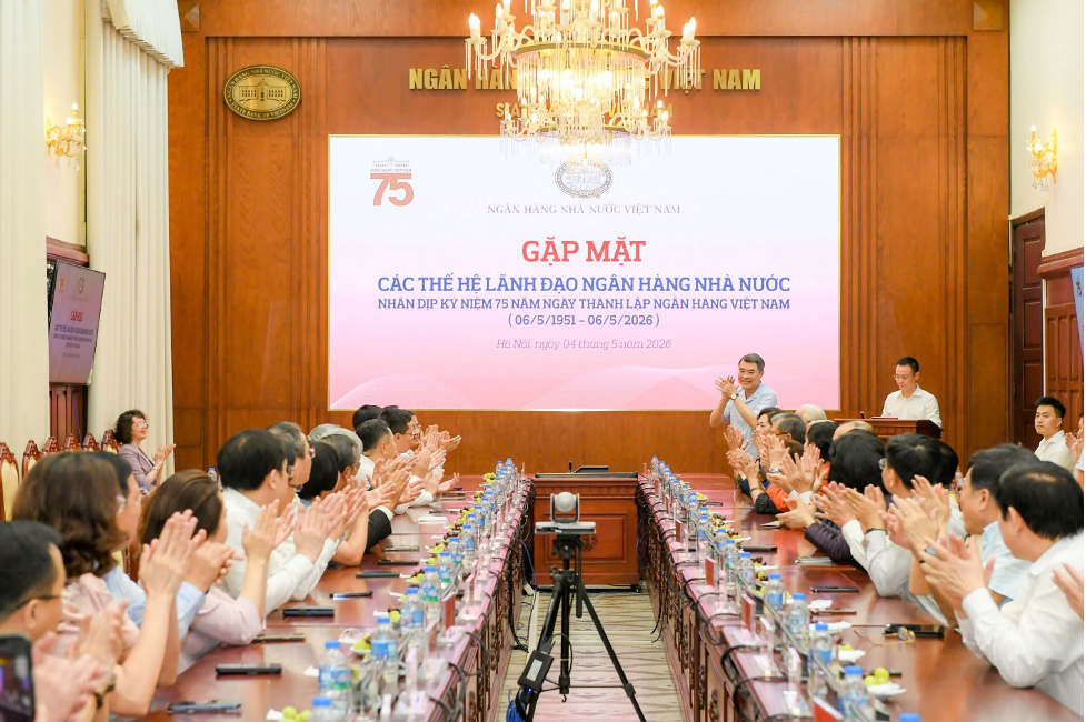 tiep-buoc-the-he-viet-tiep-trang-su-ve-vang-nganh-ngan-hang