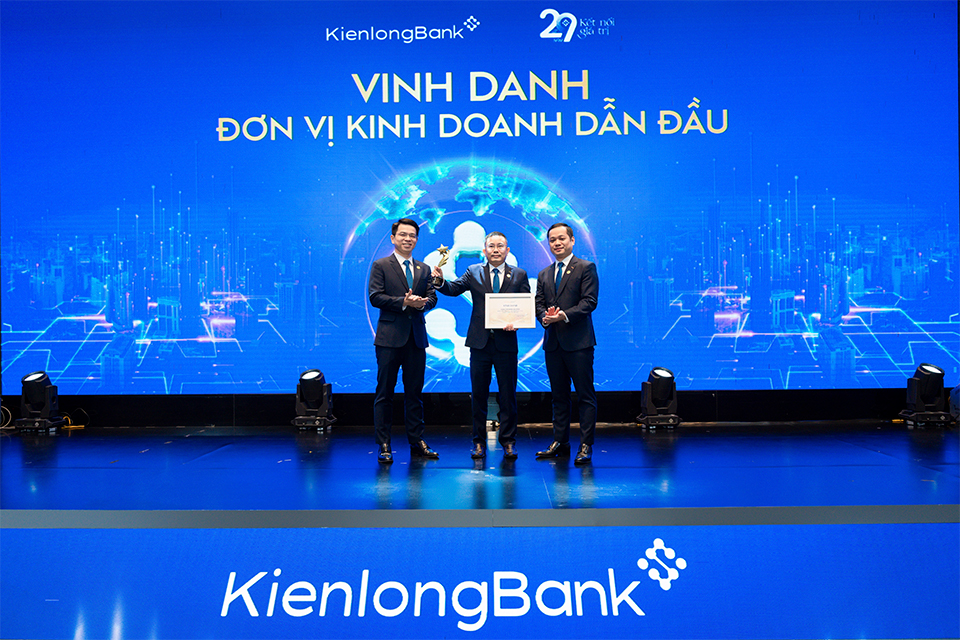 hoi-nghi-kinh-doanh-kienlongbank-le-ky-niem-29-nam-thanh-lap-ngan-hang-1