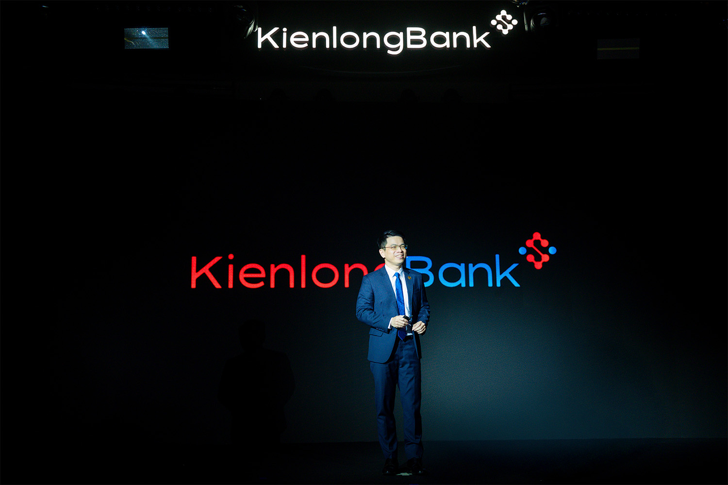 kienlongbank-khoi-dong-manh-me-trong-hoi-nghi-tiep-lua-kinh-doanh-2025-2