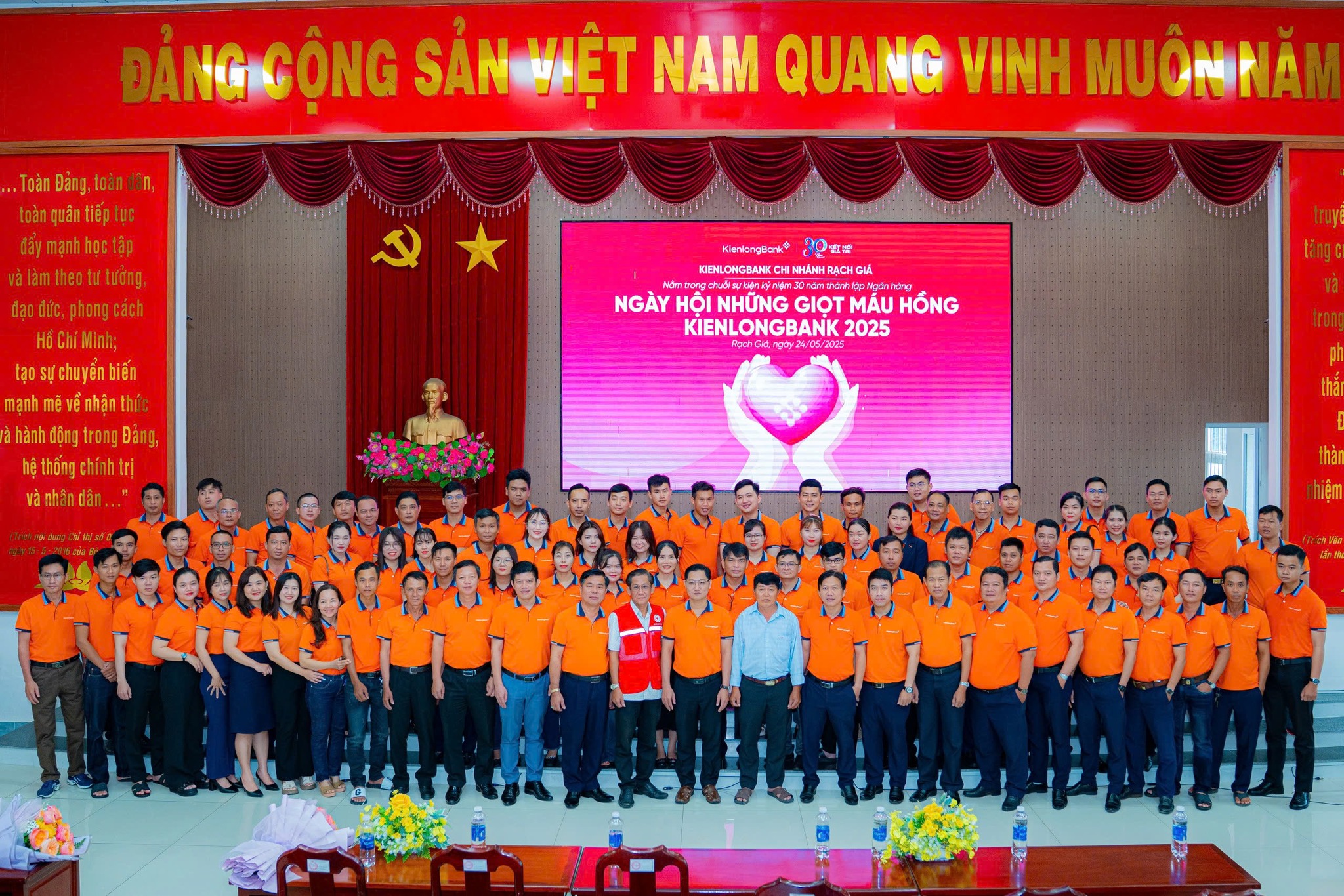 KienlongBank hiến máu nhân đạo