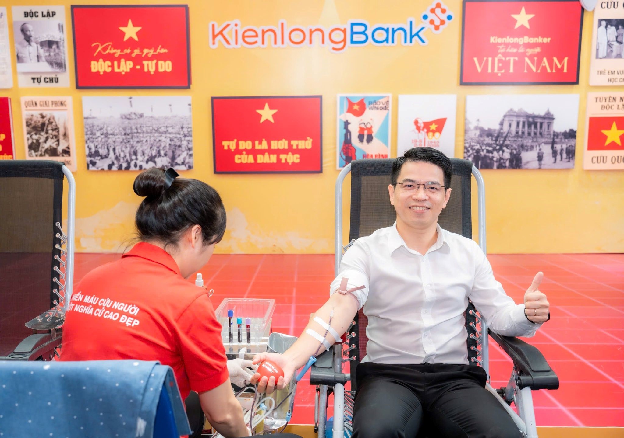 lanh-dao-kienlongbank-hien-mau-nhan-dao-1