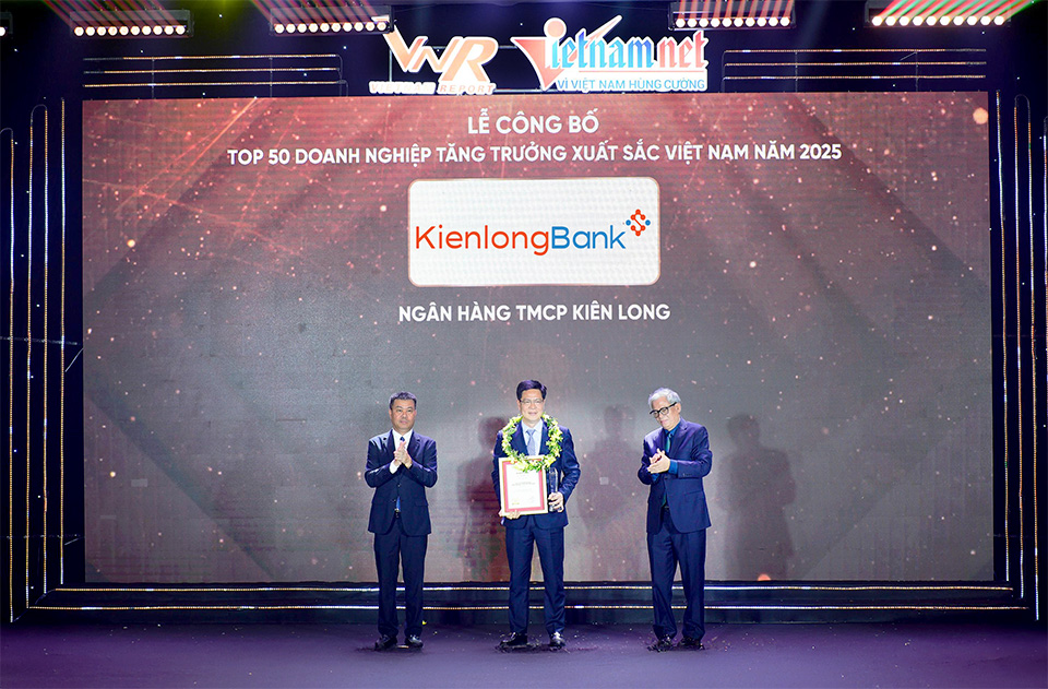 KienlongBank được vinh danh Top 50 Doanh nghiệp tăng trưởng xuất sắc nhất Việt Nam KienlongBank được vinh danh Top 50 Doanh nghiệp tăng trưởng xuất sắc nhất Việt Nam