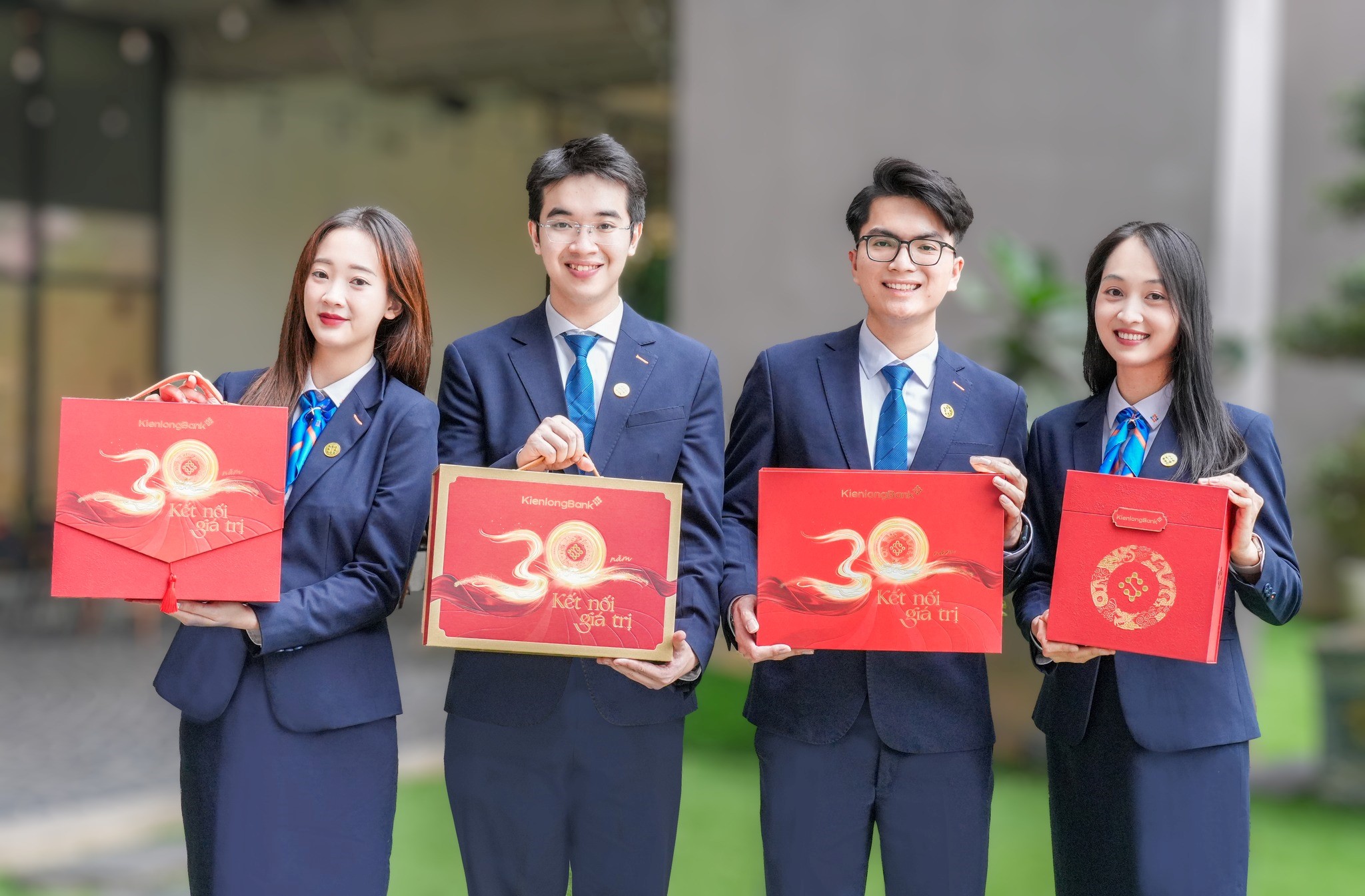 logo-kienlongbank-30-nam-tu-trai-tim-den-thuong-hieu logo-kienlongbank-30-nam-tu-trai-tim-den-thuong-hieu