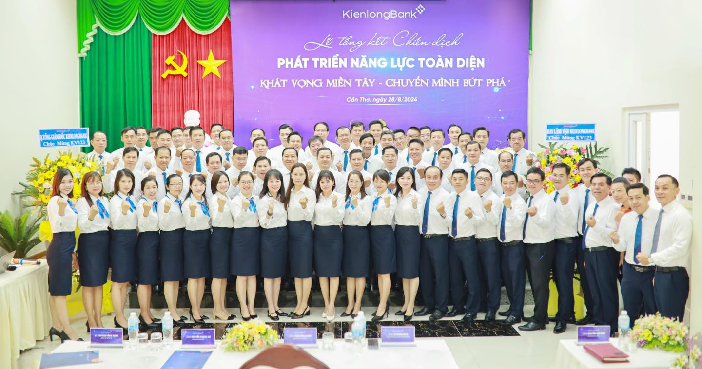 logo-kienlongbank-30-nam-hanh-trinh-van-hoa-thuong-hieu logo-kienlongbank-30-nam-hanh-trinh-van-hoa-thuong-hieu